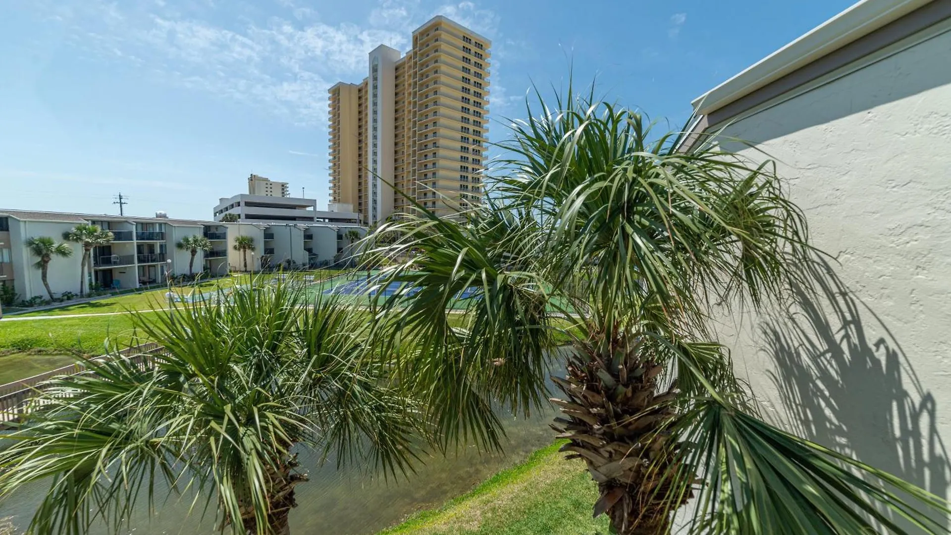 Holiday home Sugar Beach B04 'Seaside Escape' Panama City Beach United States